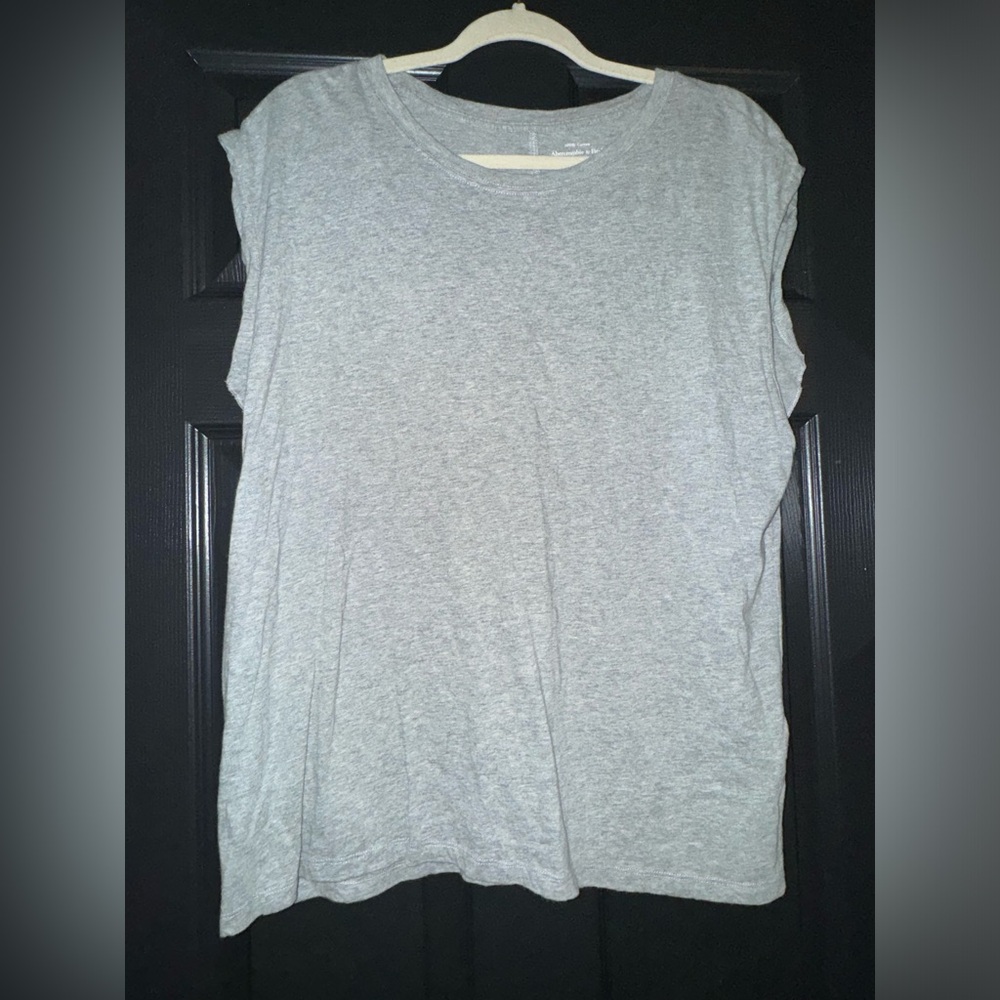 Abercrombie grey sleeveless top - XL